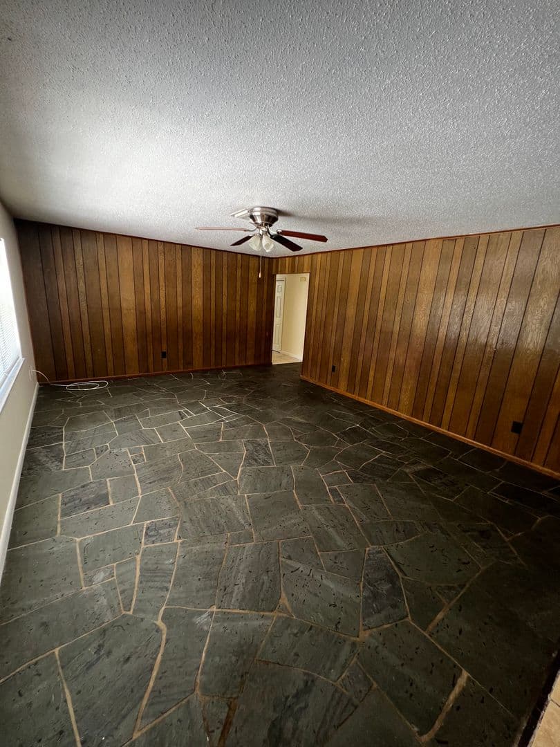 Ft Pierce House: 1024 Jamaica Avenue