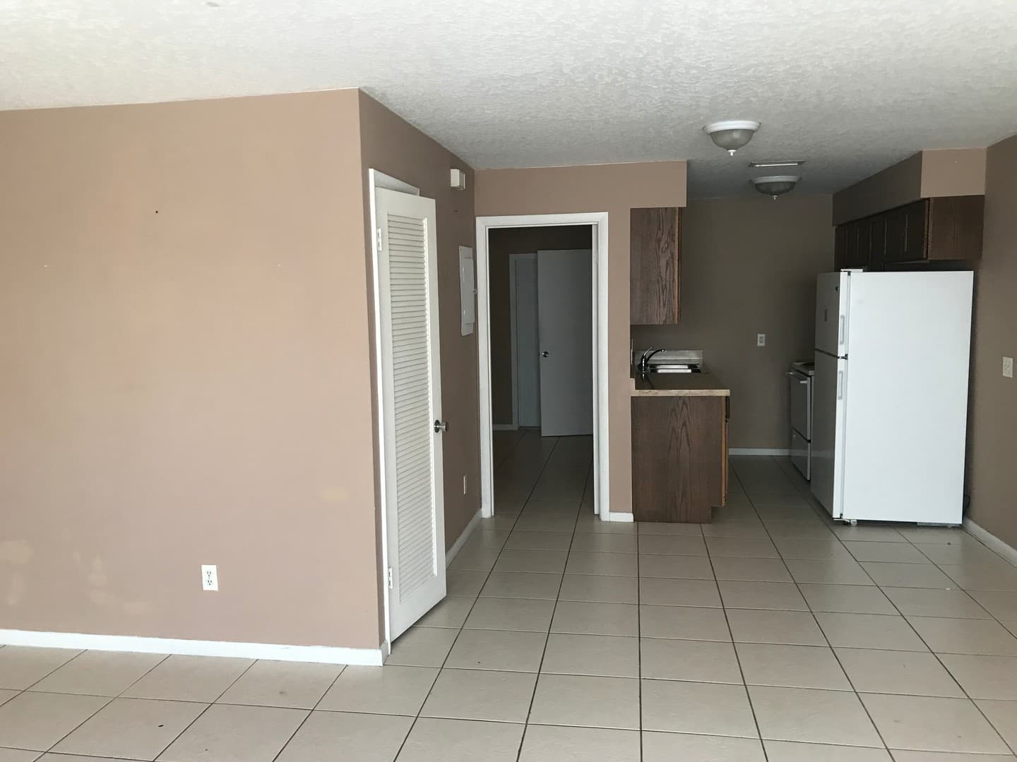 Fort Pierce Apartment: 1360 Carlton Ct.
