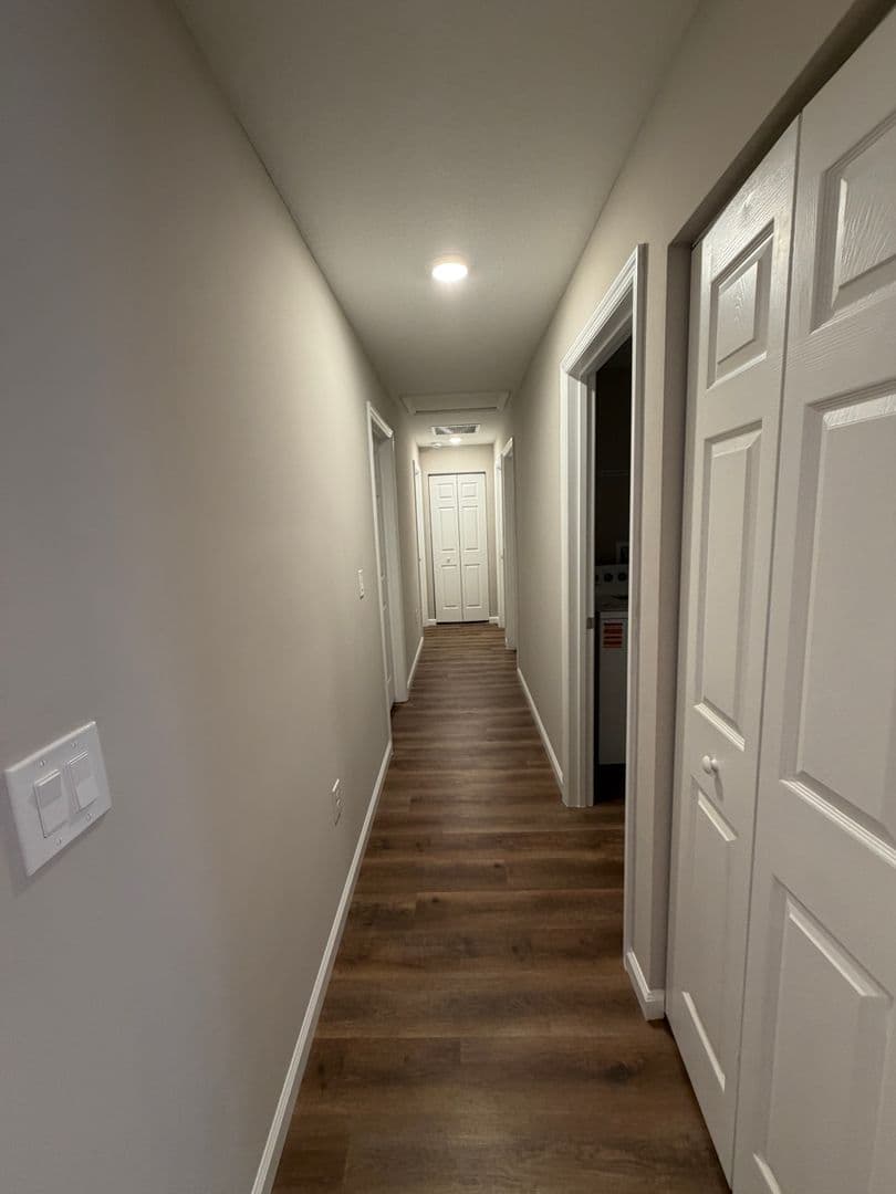 Palm Bay House: 350 Dolphin Street SE