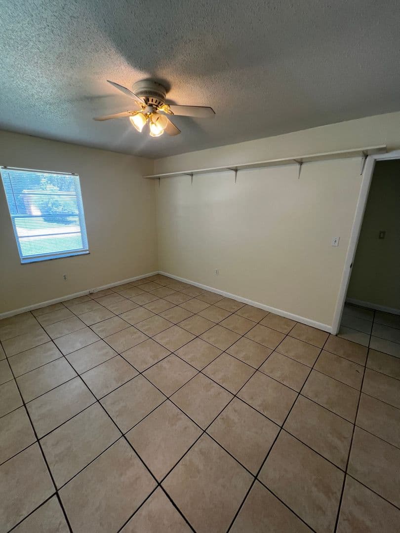 Ft Pierce House: 1024 Jamaica Avenue