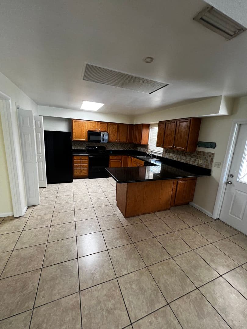 Ft Pierce House: 1024 Jamaica Avenue