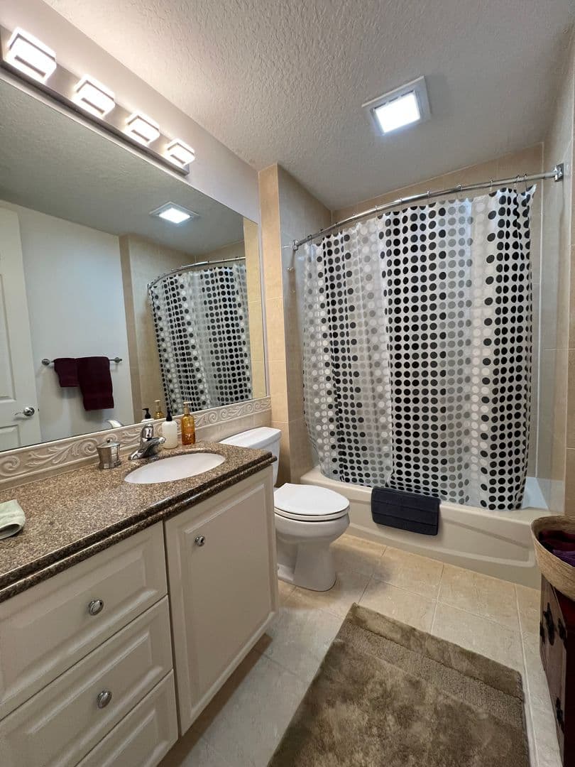 Ft Pierce Condo: 13 Harbour Isles Dr  West #PH02