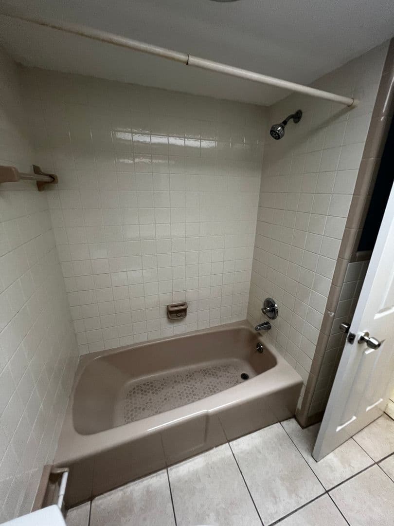 Ft Pierce House: 1024 Jamaica Avenue