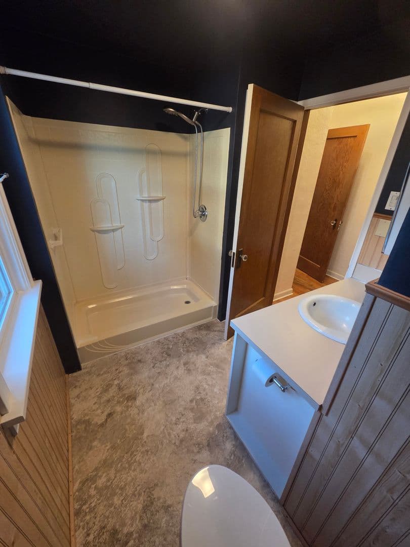 Bremerton House: 2507 Reid Ave