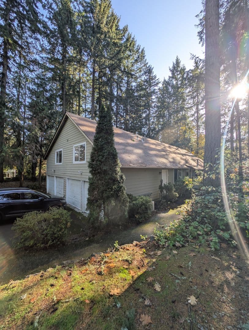 Gig Harbor House: 5118 Hunt St. NW