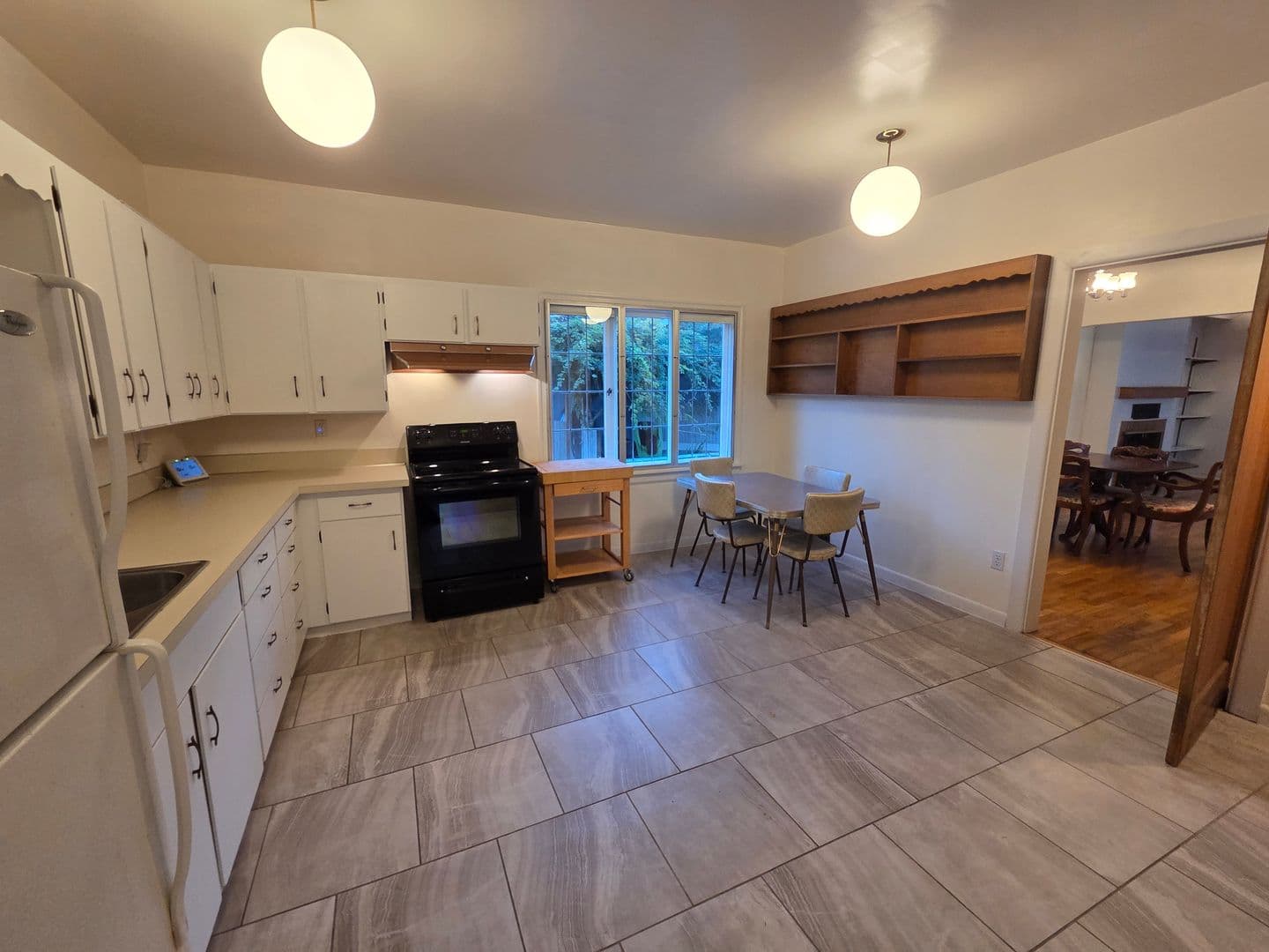 Bremerton House: 2507 Reid Ave