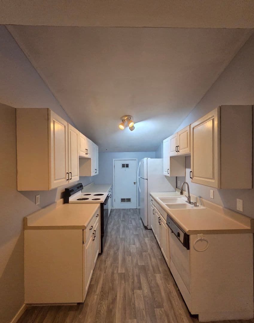 Gig Harbor House: 5118 Hunt St. NW