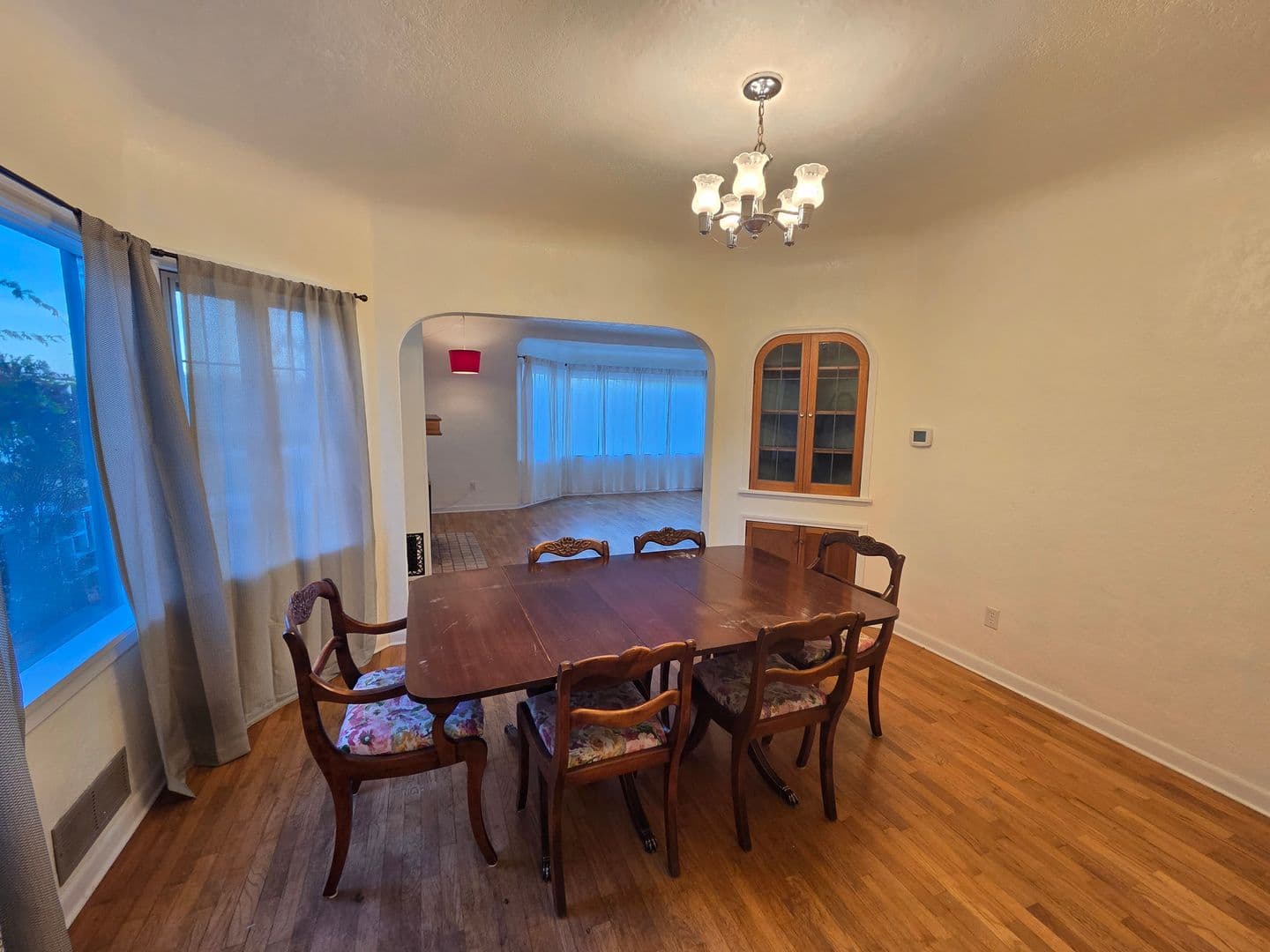 Bremerton House: 2507 Reid Ave