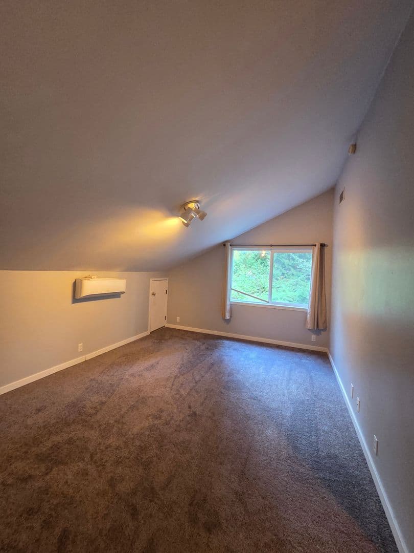 Gig Harbor House: 5118 Hunt St. NW