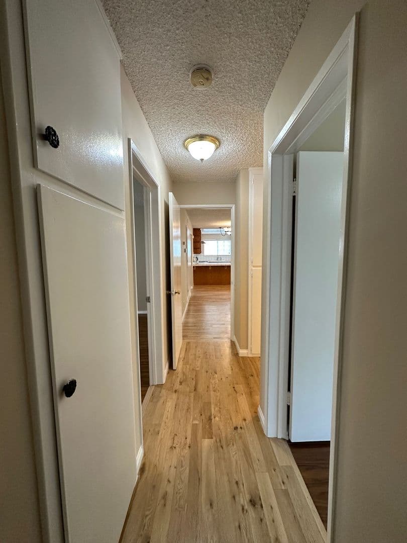 West Hills House: 23740 Welby Way