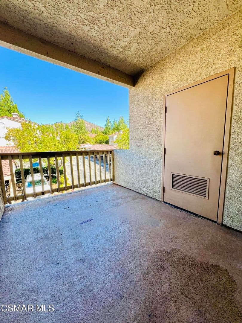 Oak Park House: 5798 Oak Bank Trail, Unit #102