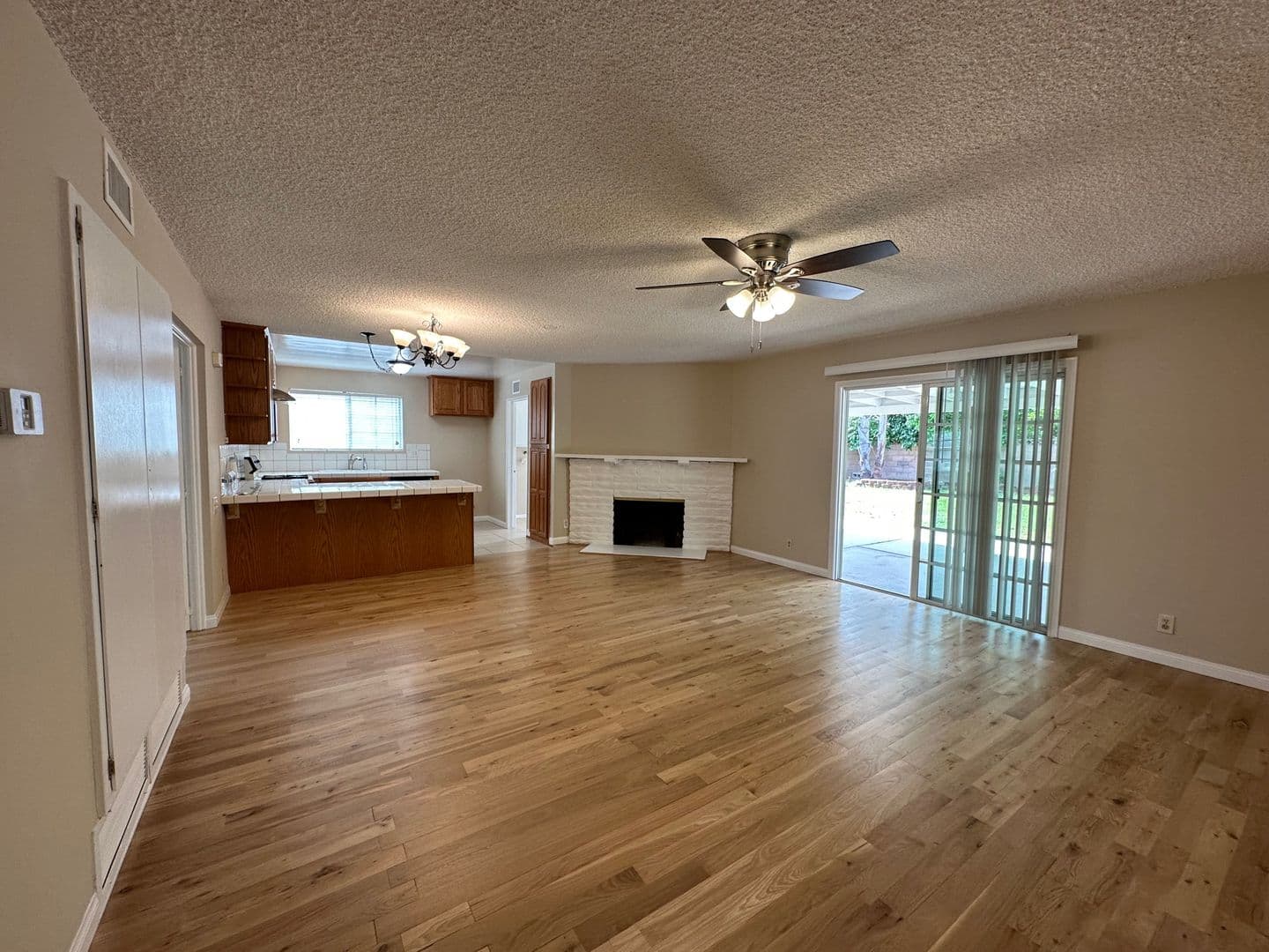 West Hills House: 23740 Welby Way