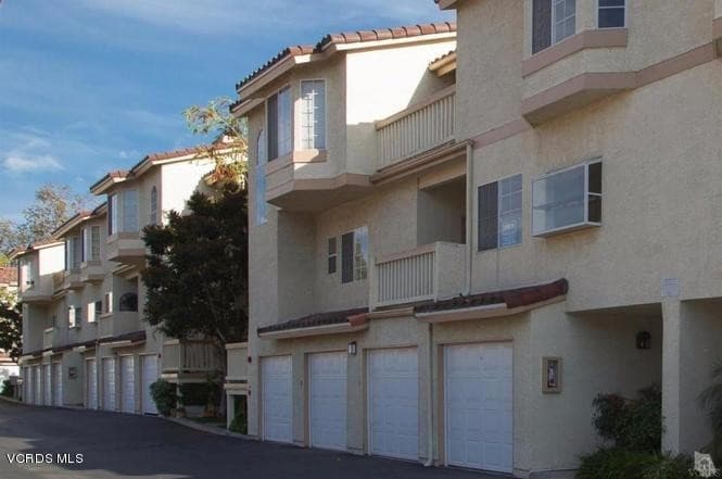 Oak Park House: 5798 Oak Bank Trail, Unit #102