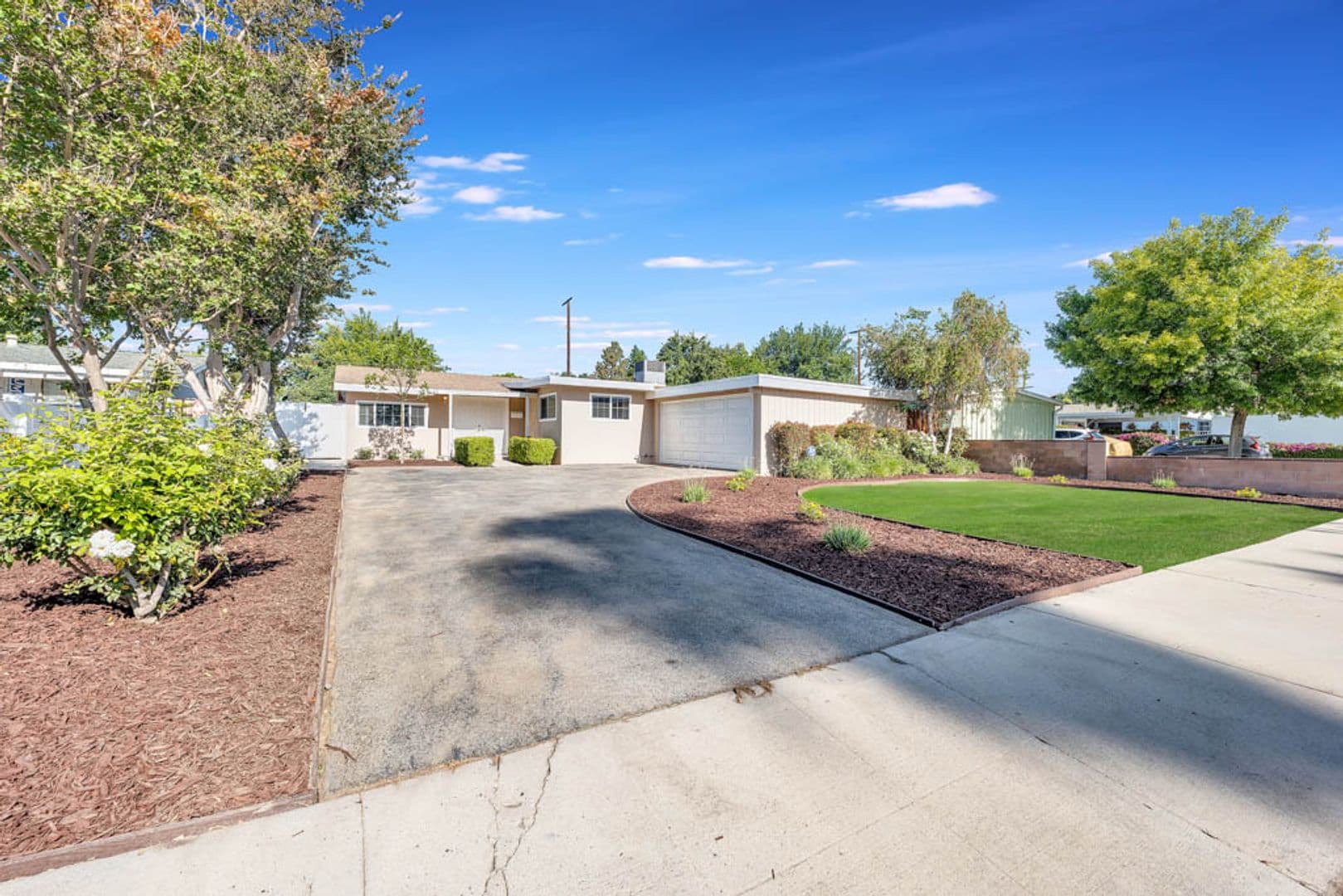 Winnetka House: 7421 Lurline Ave.