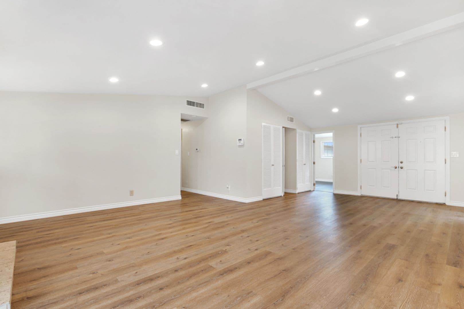 Winnetka House: 7421 Lurline Ave.