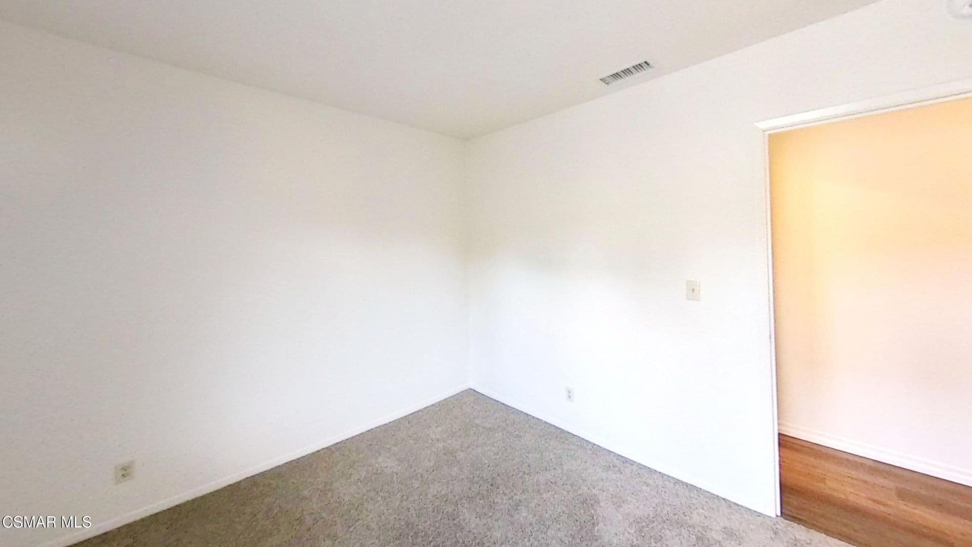 Thousand Oaks House: 2542 Sirius St.