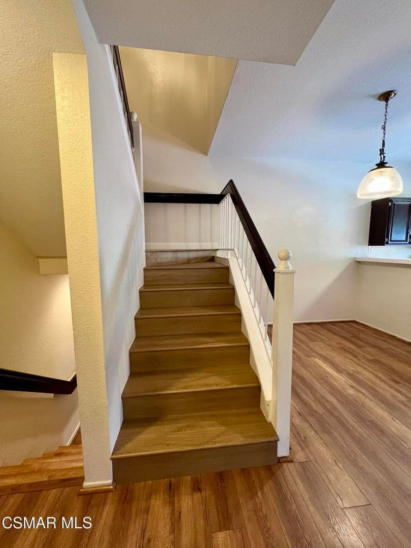 Oak Park House: 5798 Oak Bank Trail, Unit #102