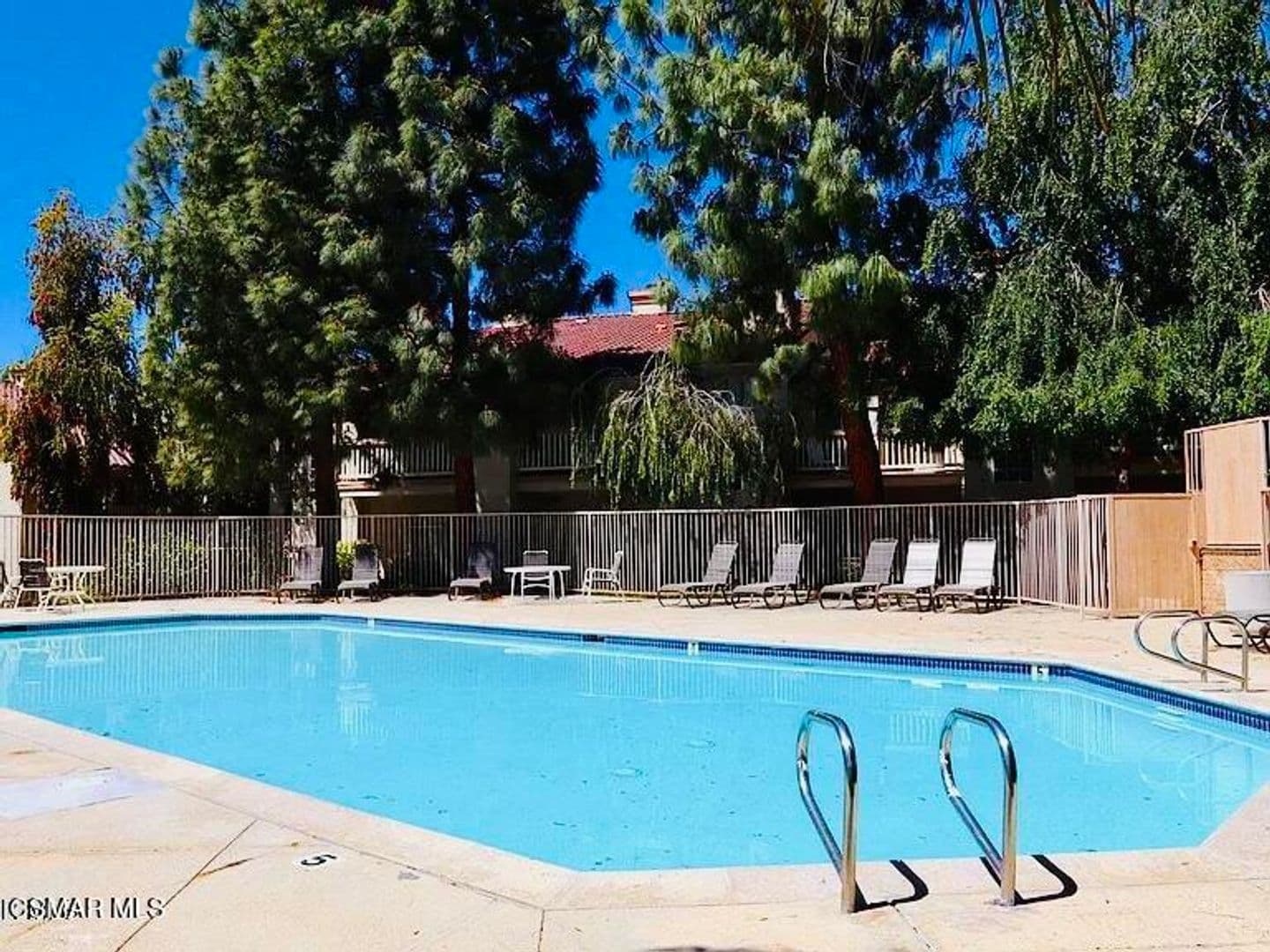 Oak Park House: 5798 Oak Bank Trail, Unit #102