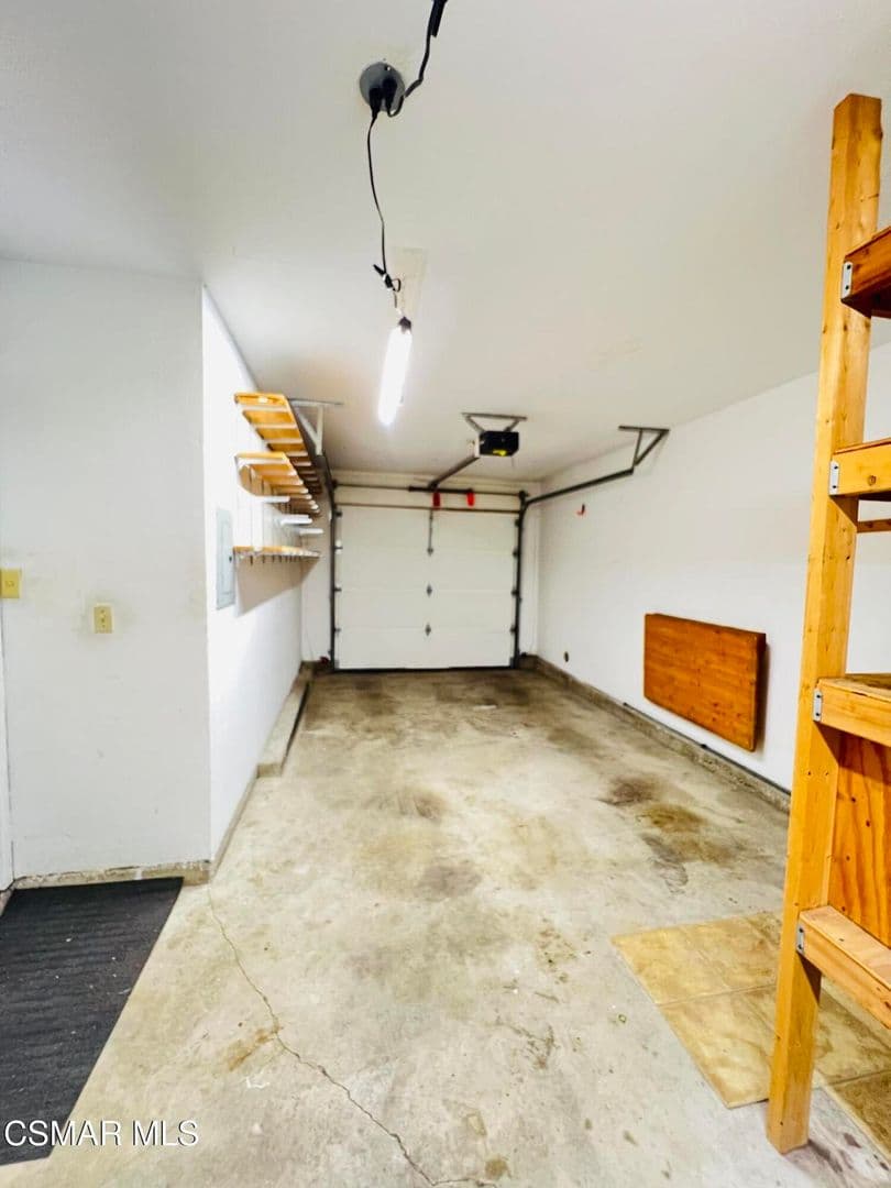 Oak Park House: 5798 Oak Bank Trail, Unit #102