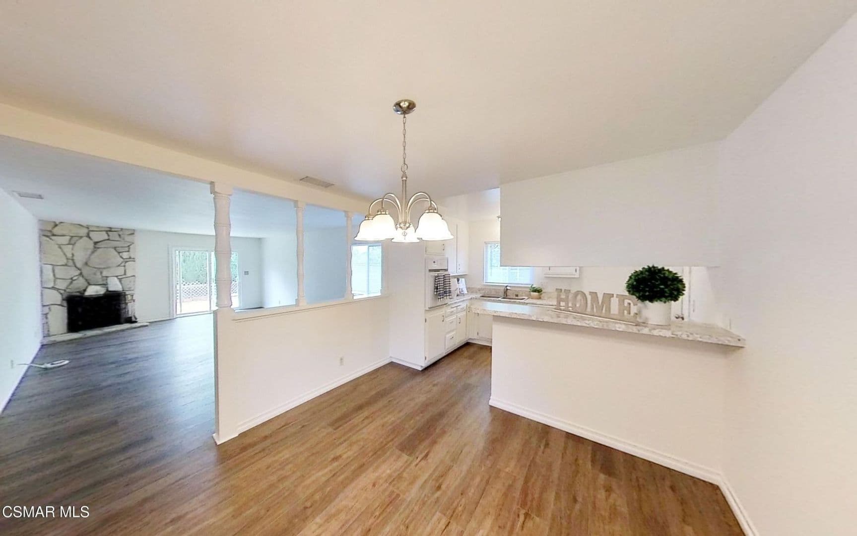 Thousand Oaks House: 2542 Sirius St.