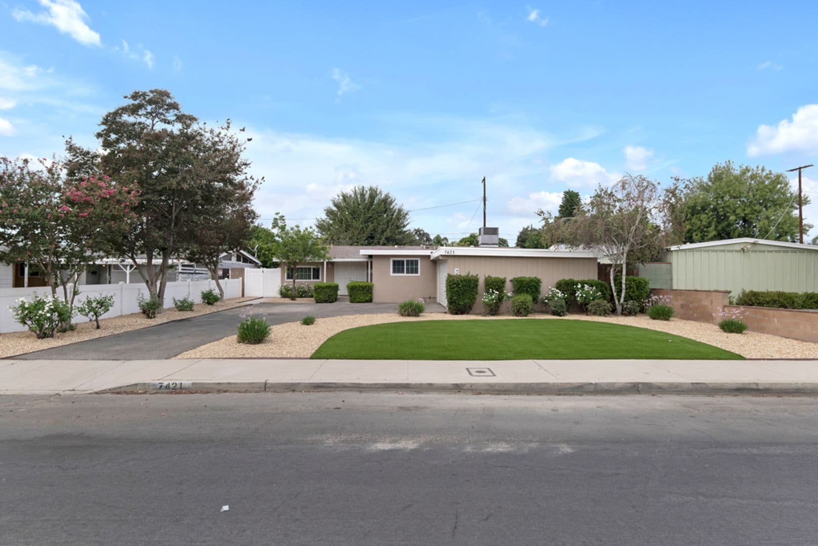 Winnetka House: 7421 Lurline Ave.