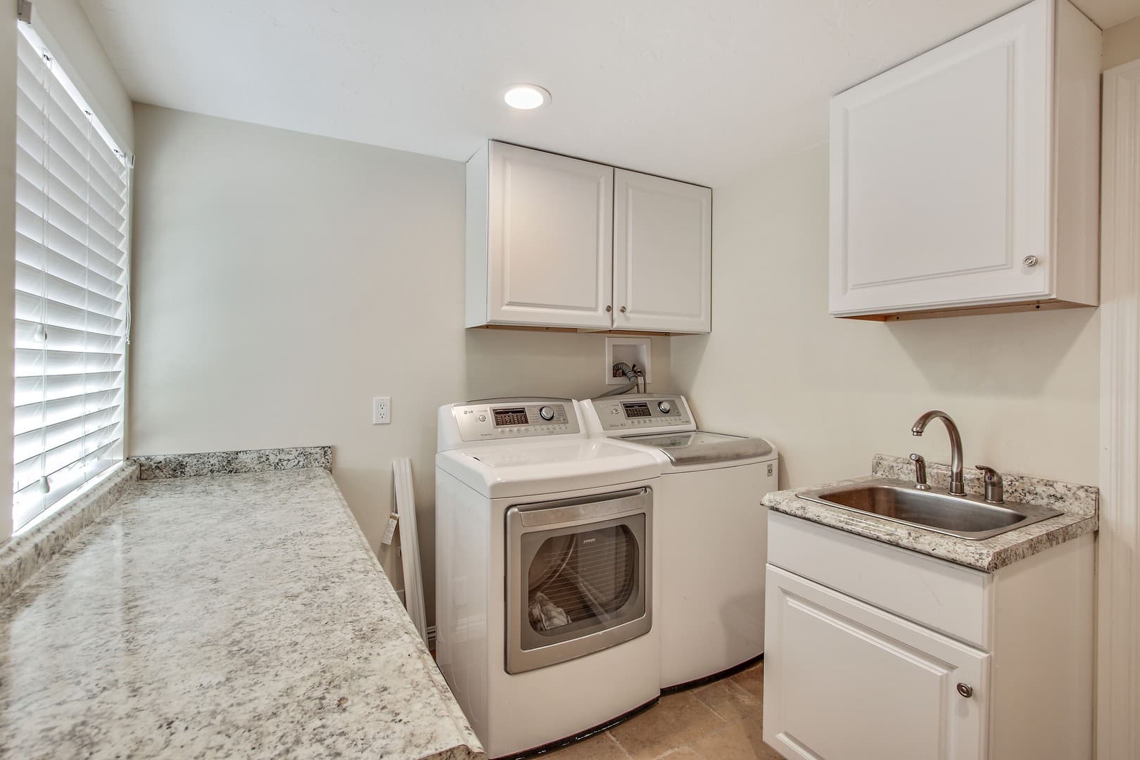 Woodland Hills House: 5923 Jumilla Ave.