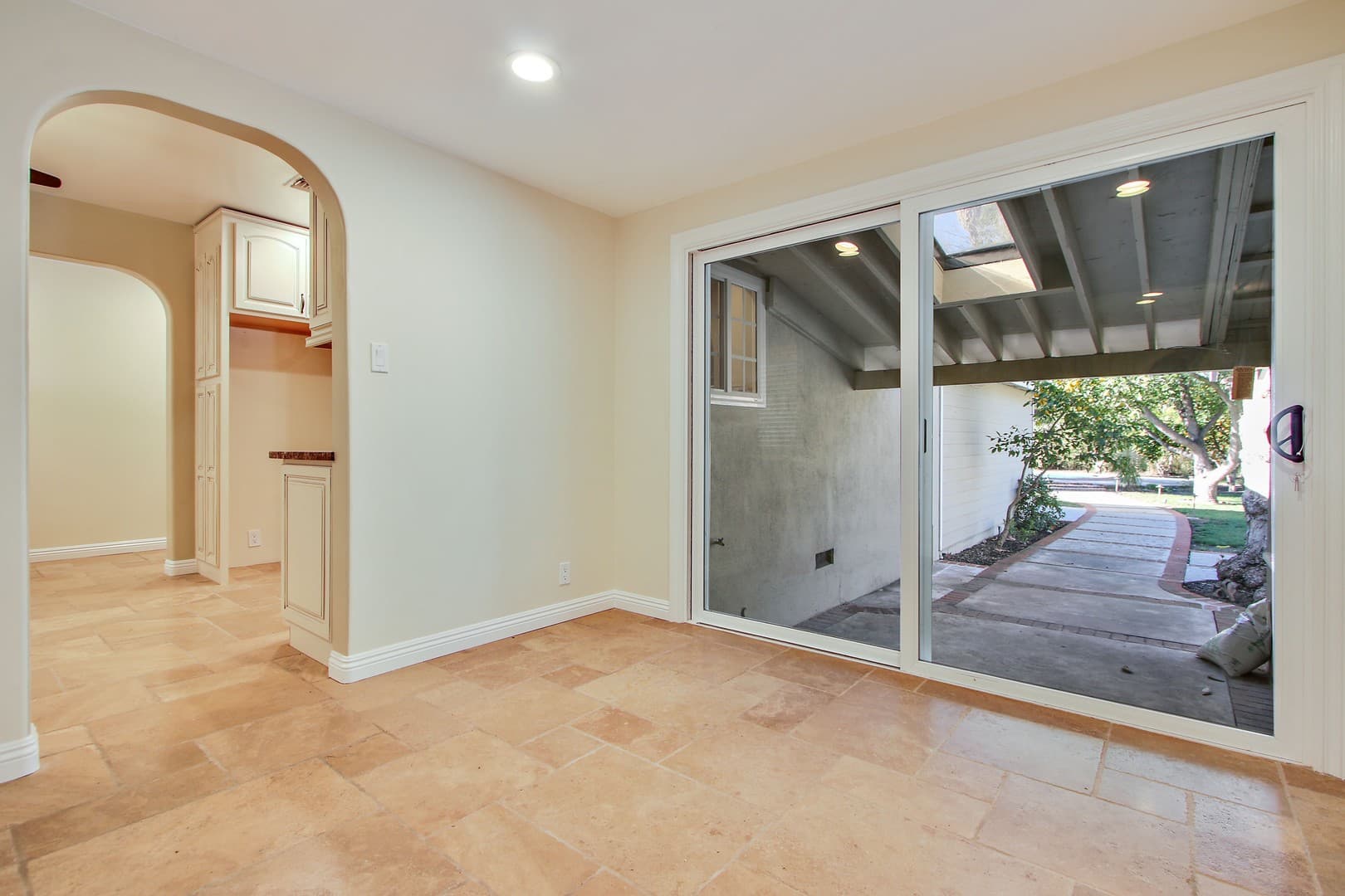 Woodland Hills House: 5923 Jumilla Ave.