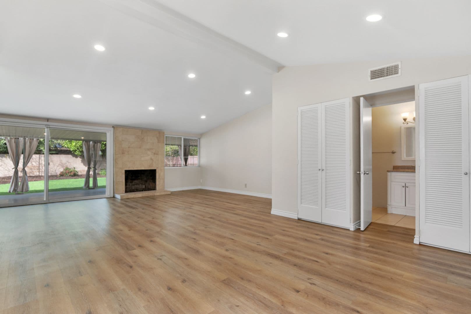Winnetka House: 7421 Lurline Ave.