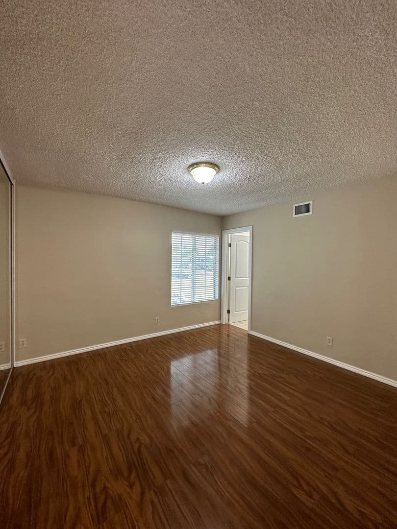 West Hills House: 23740 Welby Way