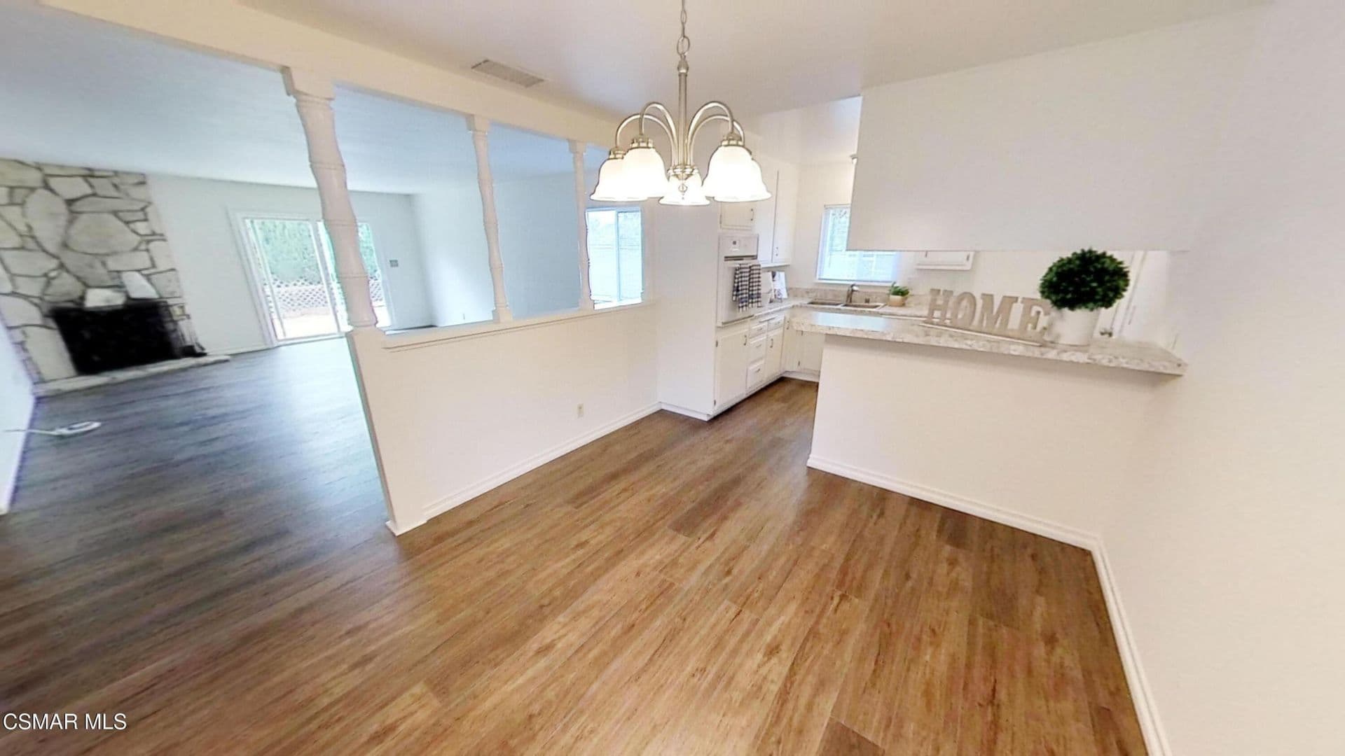 Thousand Oaks House: 2542 Sirius St.