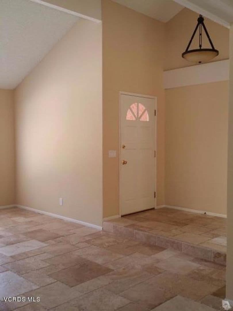 Agoura Hills House: 28625 Quaint Street