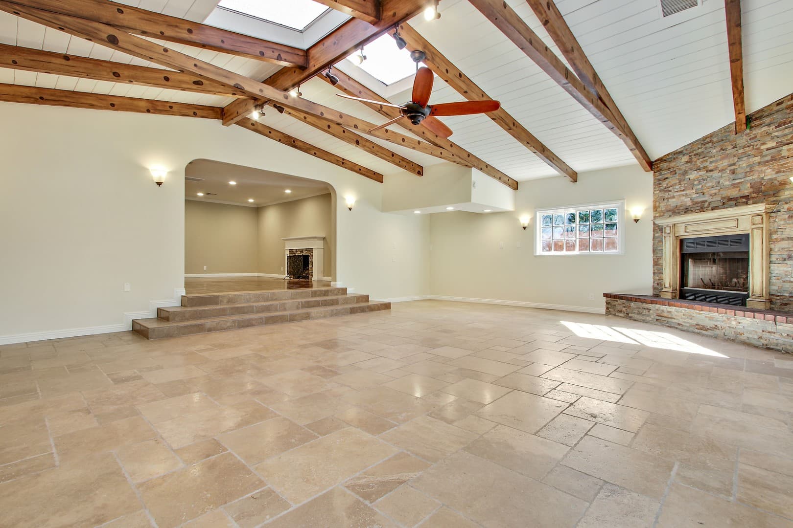Woodland Hills House: 5923 Jumilla Ave.