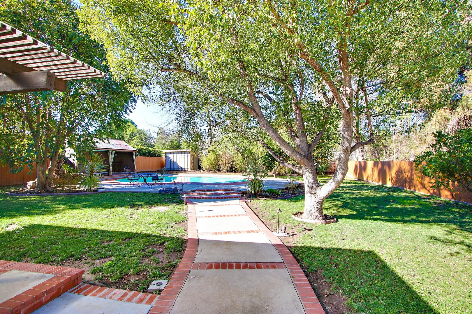 Woodland Hills House: 5923 Jumilla Ave.