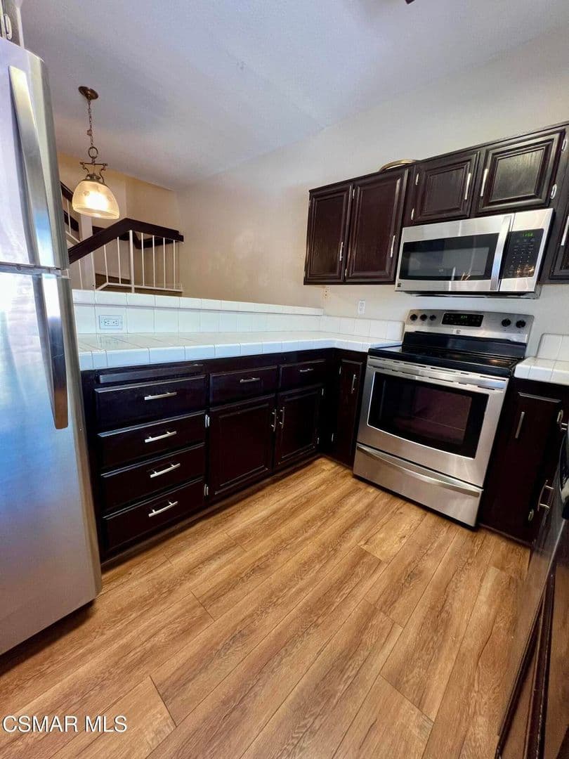 Oak Park House: 5798 Oak Bank Trail, Unit #102