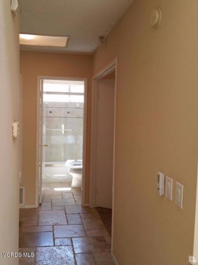 Agoura Hills House: 28625 Quaint Street