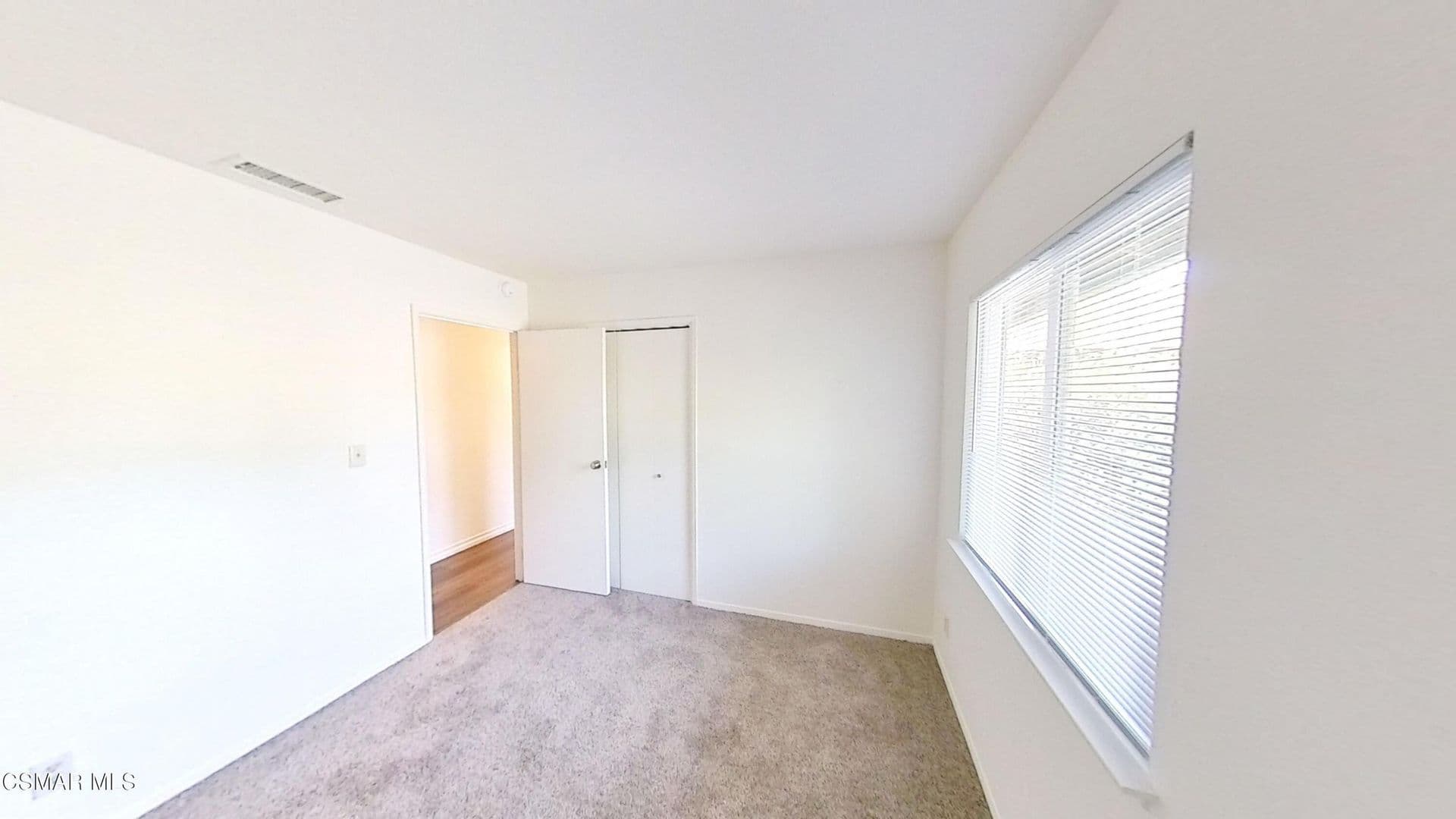 Thousand Oaks House: 2542 Sirius St.
