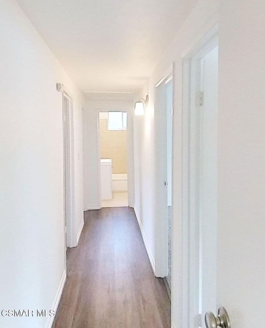 Thousand Oaks House: 2542 Sirius St.