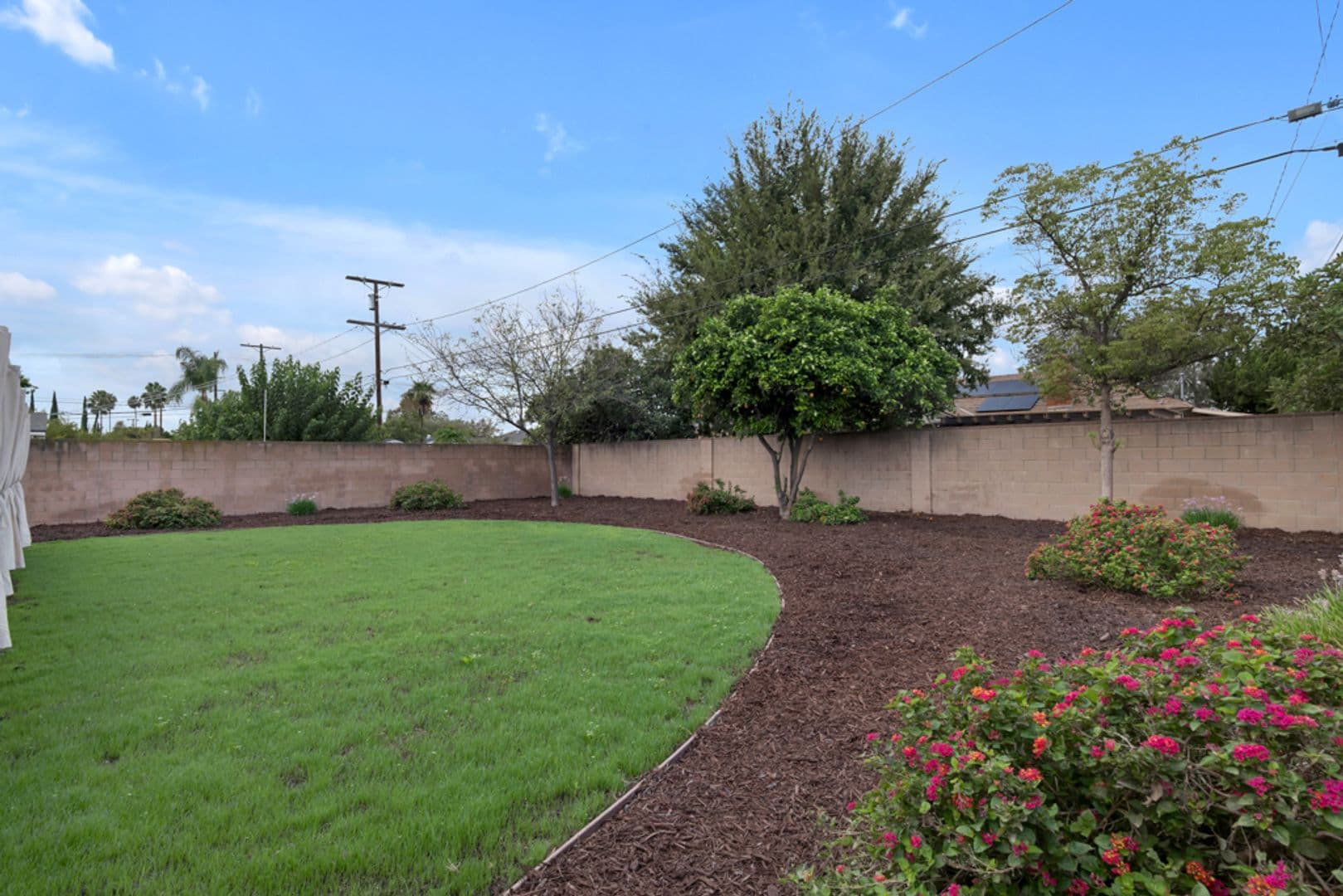 Winnetka House: 7421 Lurline Ave.