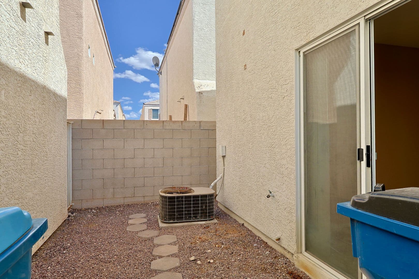 Las Vegas House: 10048 Delicate Dew St.