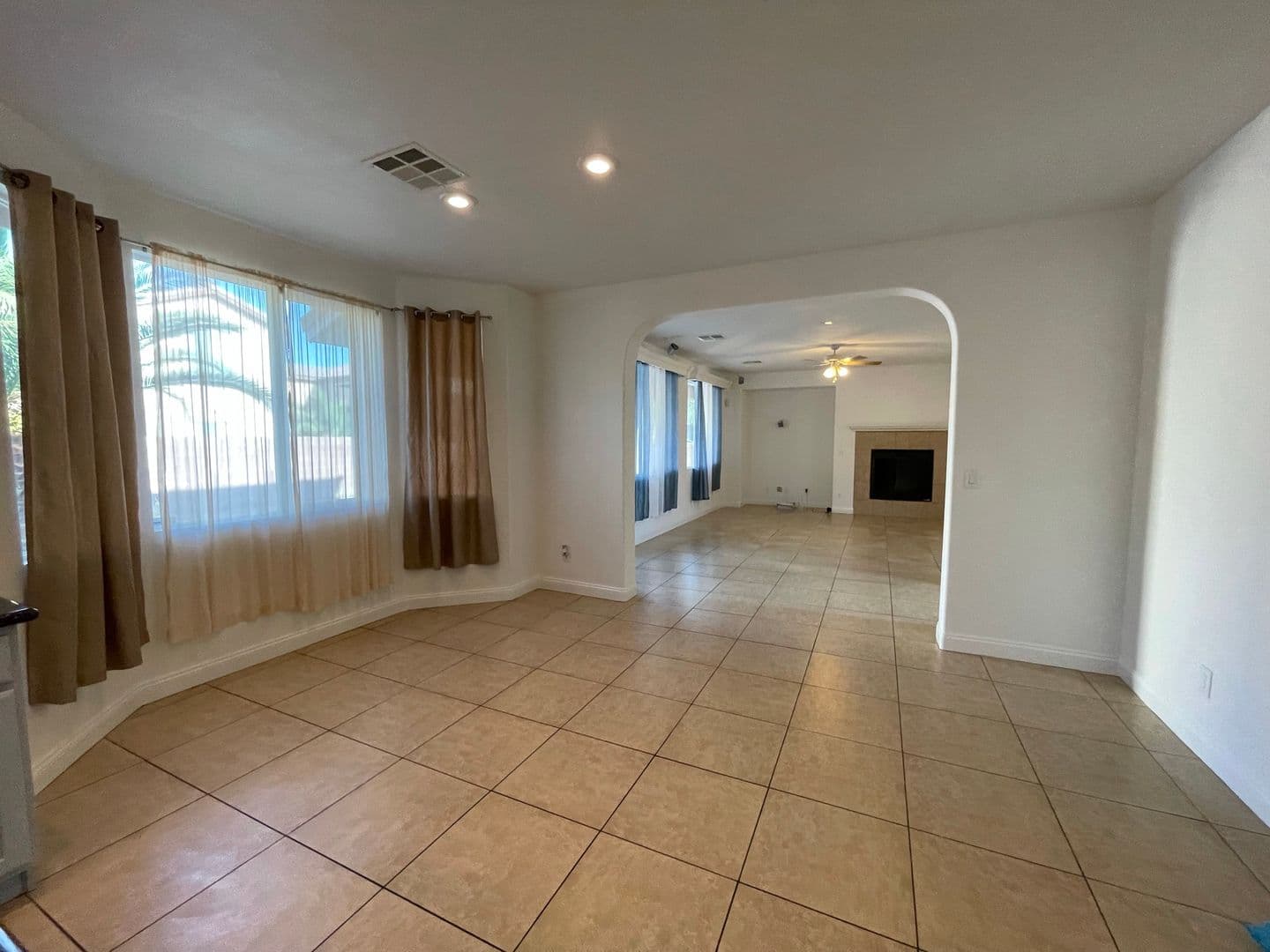 North Las Vegas House: 6020 Krug Street