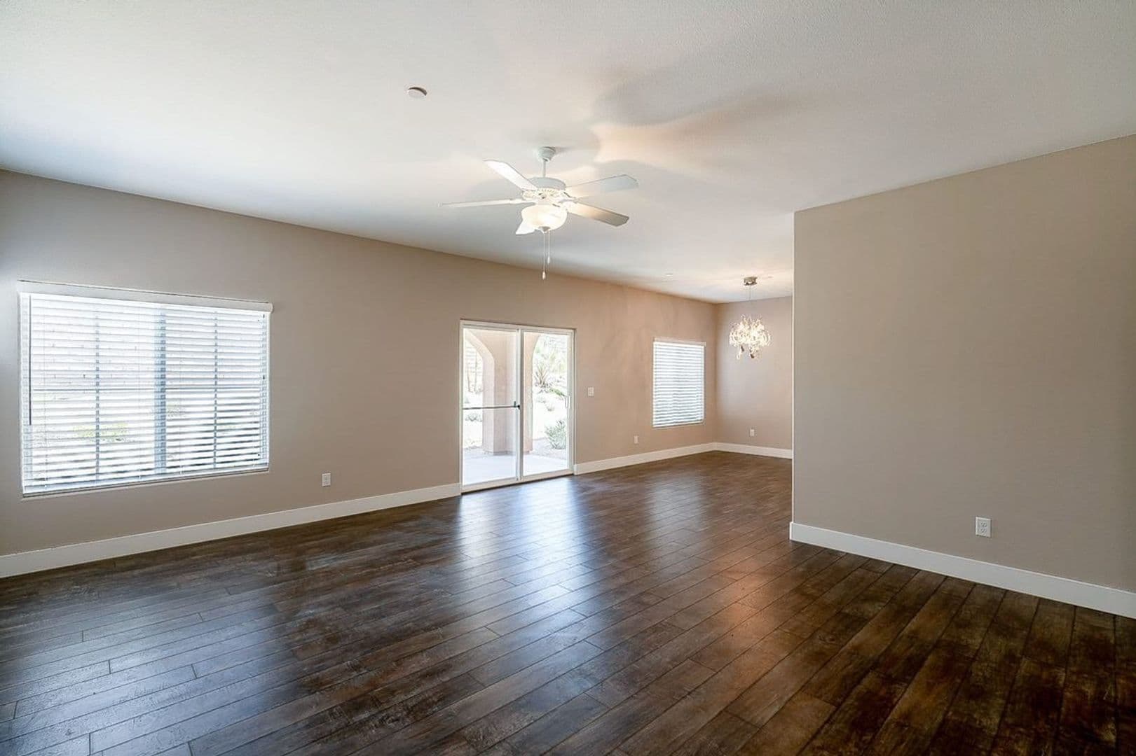 Las Vegas House: 845 Pantara Place #1104