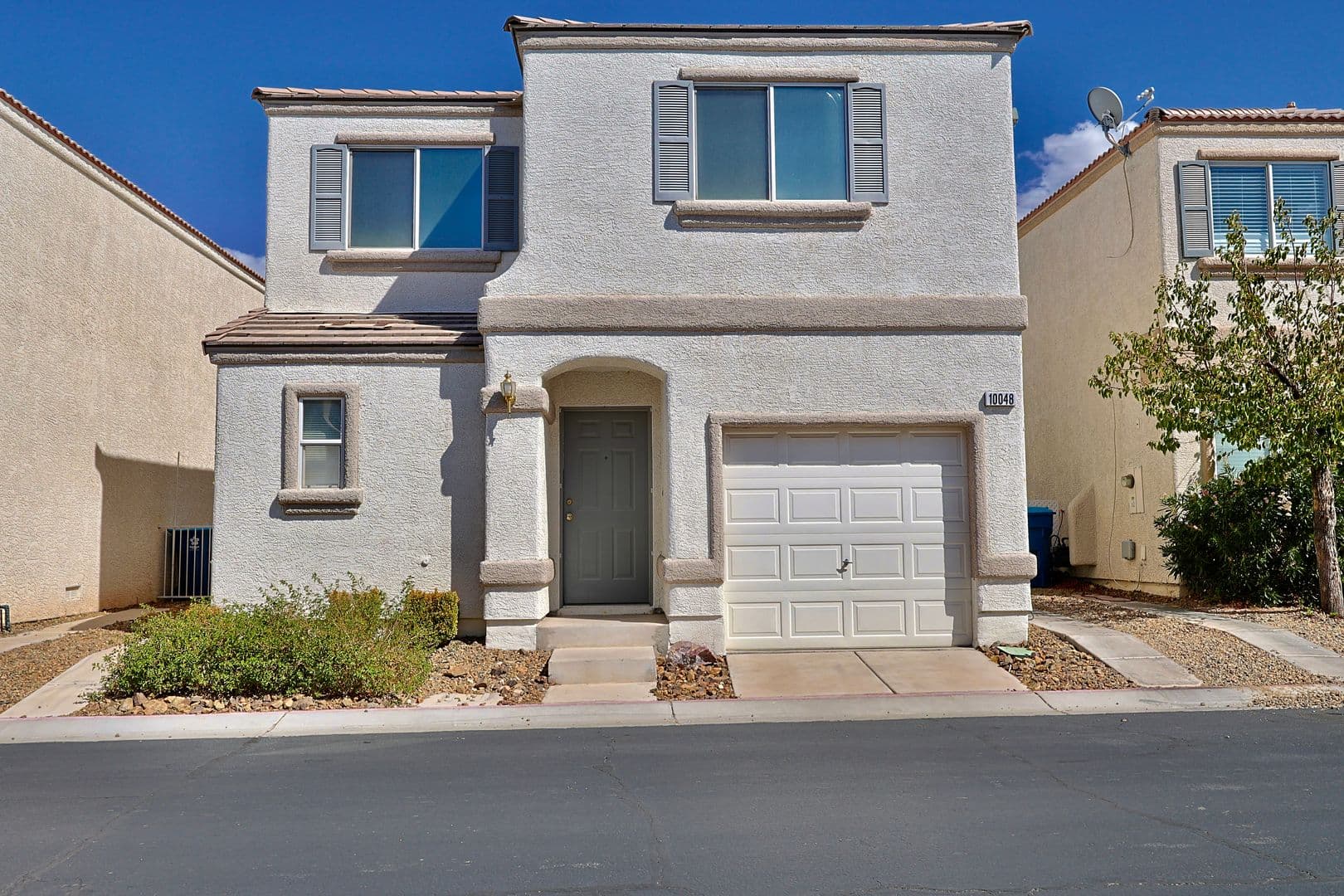 Las Vegas House: 10048 Delicate Dew St.