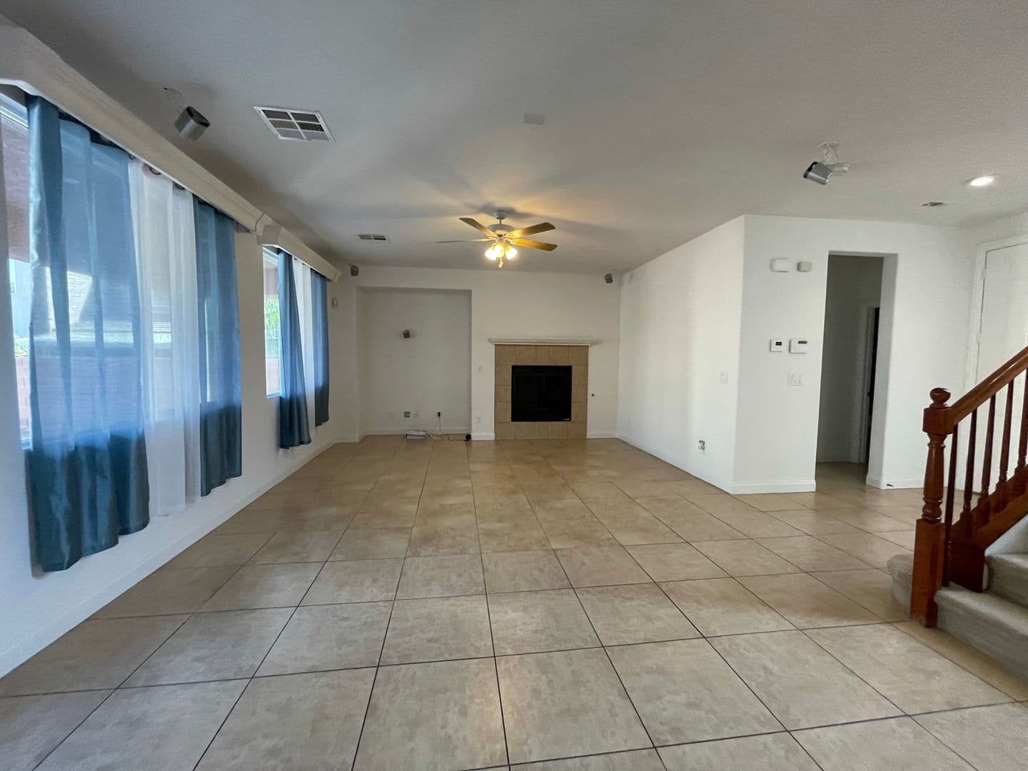 North Las Vegas House: 6020 Krug Street