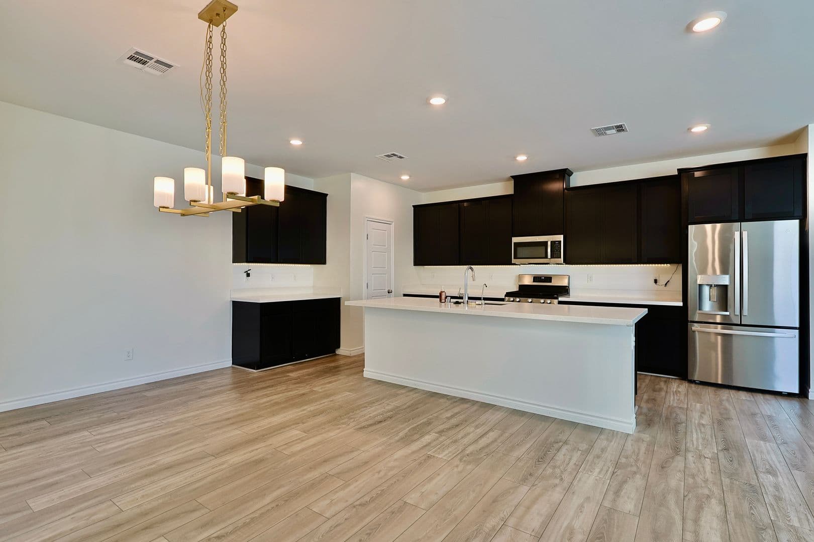 North Las Vegas House: 4441 Mural Glen Court