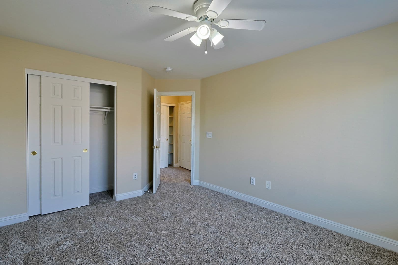 Las Vegas House: 9125 Camp Light #101