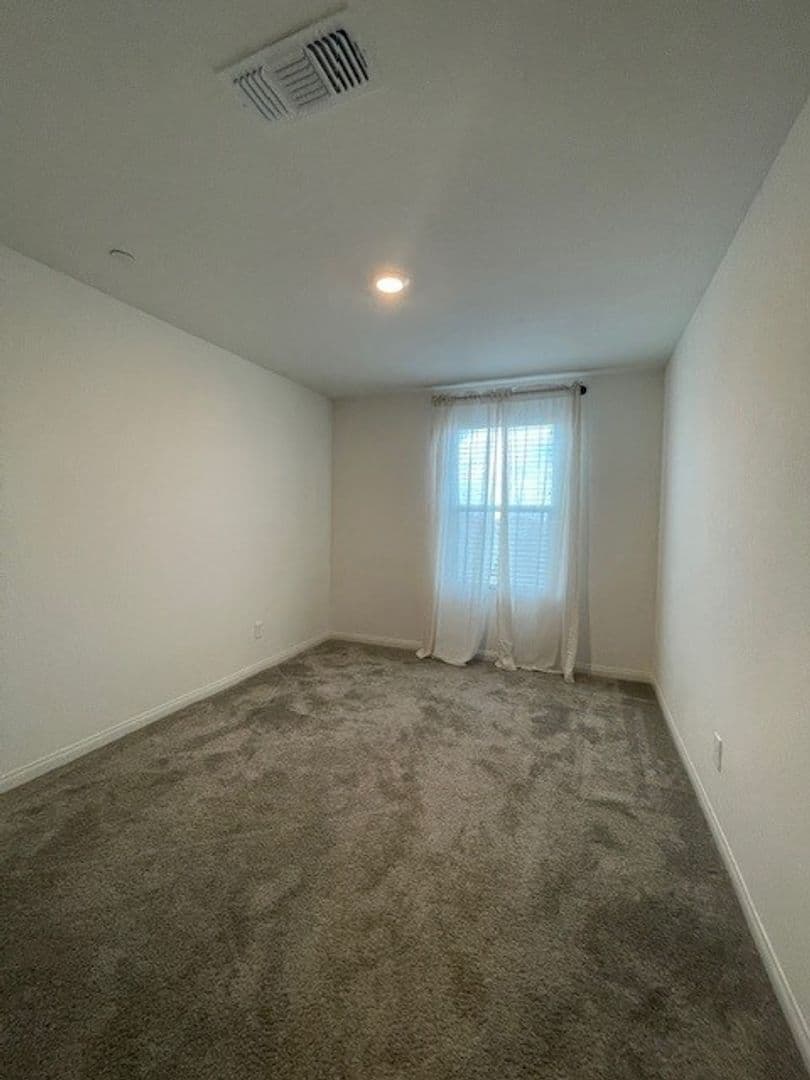 Henderson House: 3493 Argiento Ave