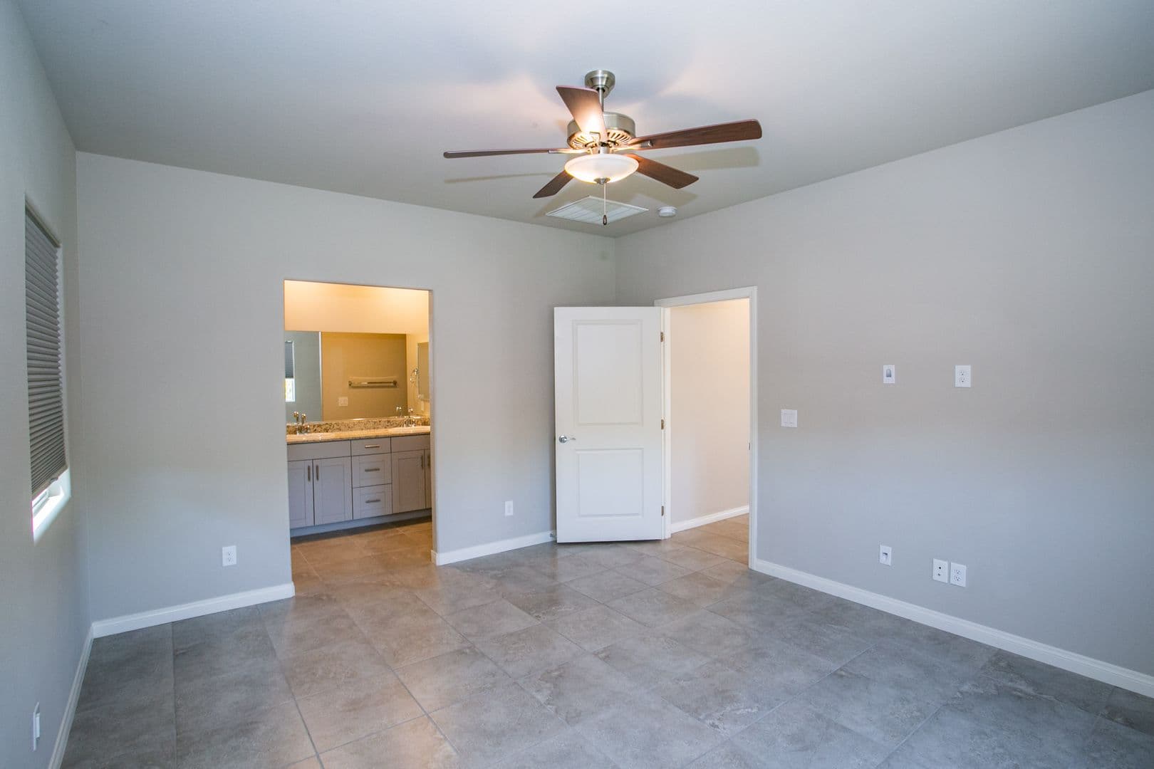 North Las Vegas House: 7924 Romulan Street