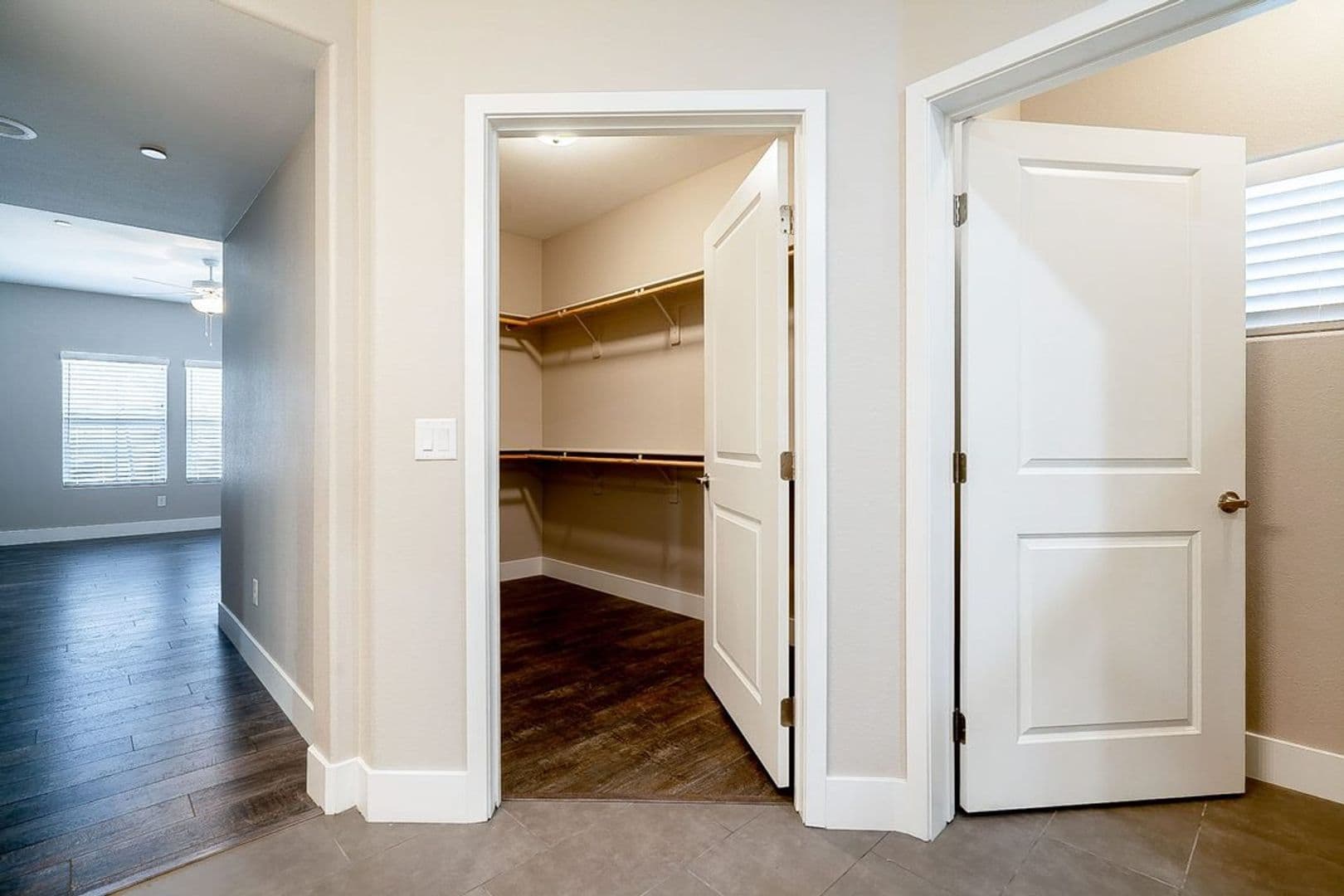 Las Vegas House: 845 Pantara Place #1104