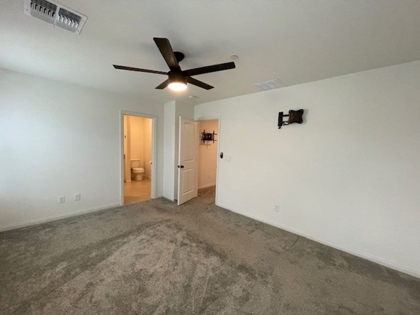 Henderson House: 3493 Argiento Ave