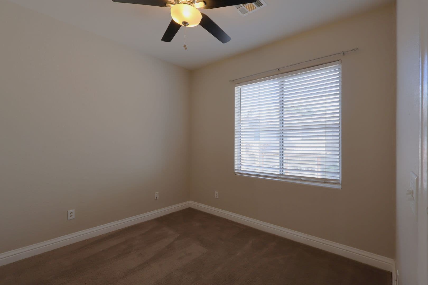 Las Vegas House: 712 Peachy Canyon #102